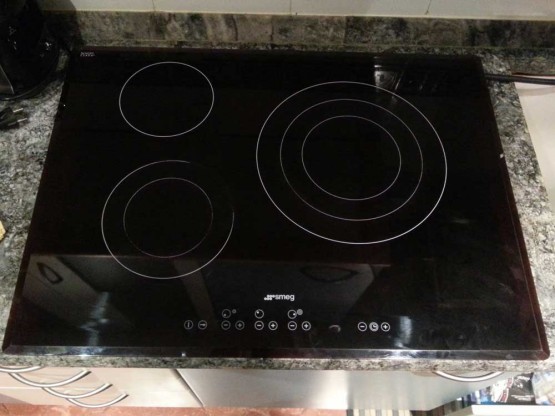 Smeg SE2733TCE