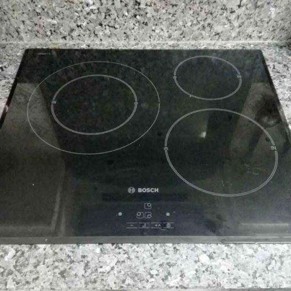 Bosch PIK651Q01E